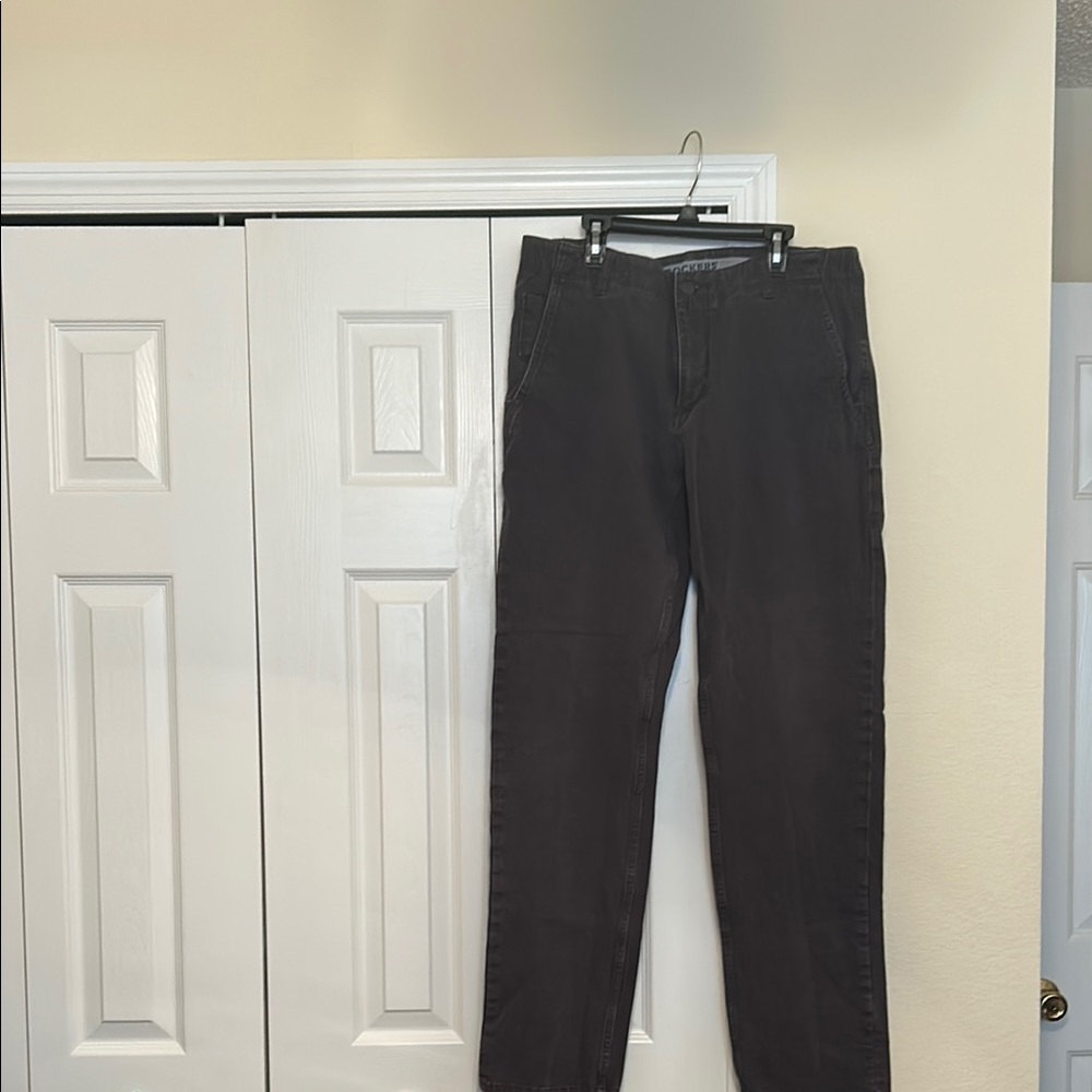 Dockers Black Cargo Pants Versatile and Durable